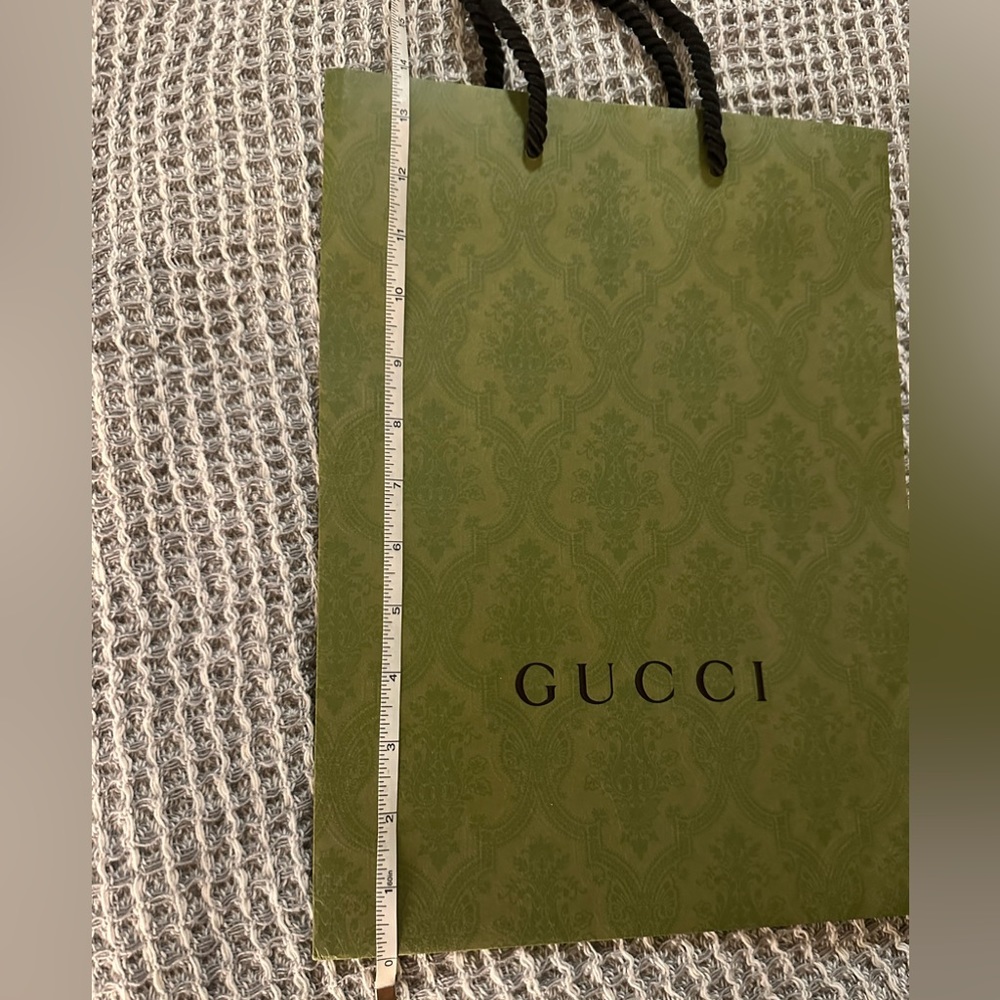 GUCCI -Green Paper Bag